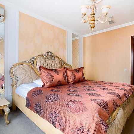 Vintage Boutique Hotel Astana Bagian luar foto