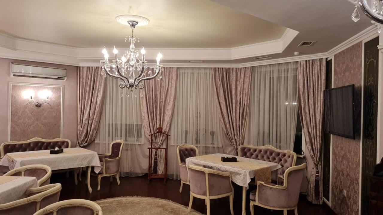 Vintage Boutique Hotel Astana Bagian luar foto