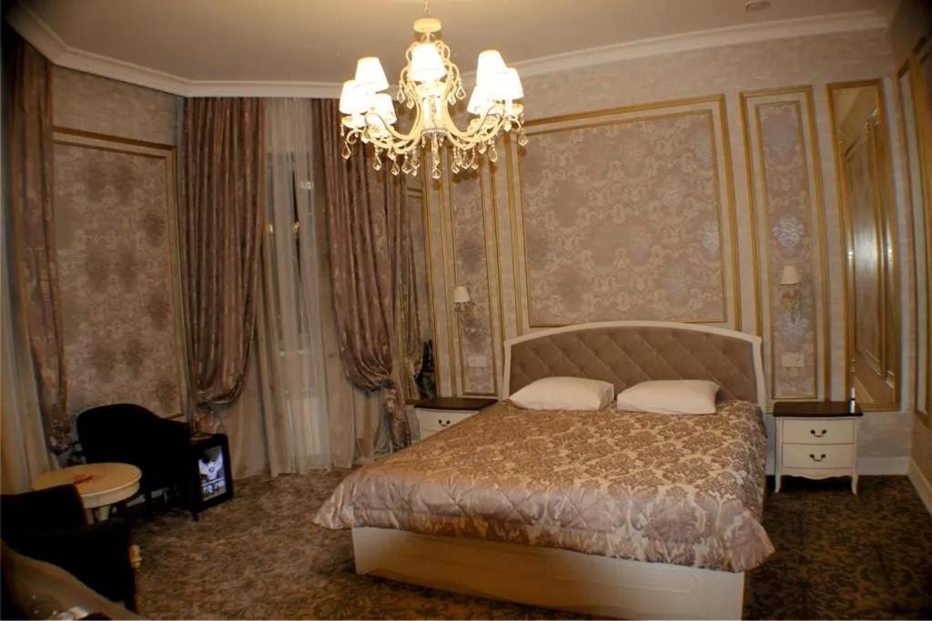Vintage Boutique Hotel Astana Bagian luar foto